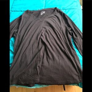 Quarter sleeve shirt
